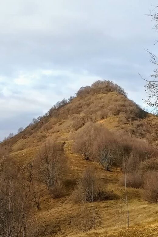 La Rocca di Bernacco vista da Est