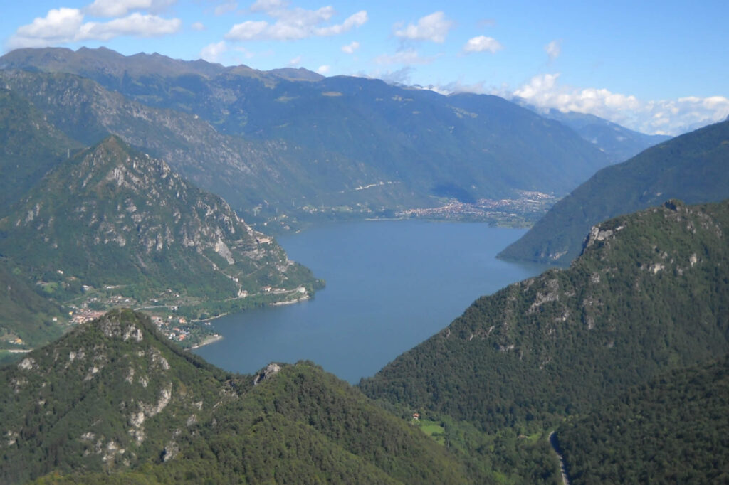 La Valle Sabbia con il suo circondario di cime