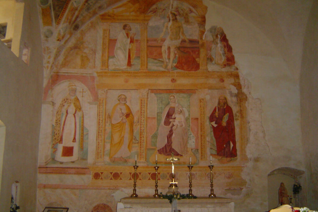 Altare della chiesa di San Bartolomeo