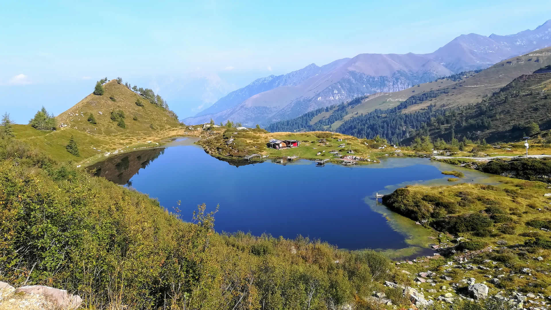 Lago di Lavena