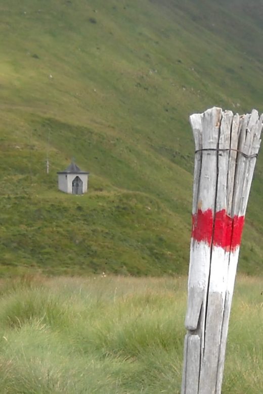 segnaletica verticale presso la Santella dell'Arciprete