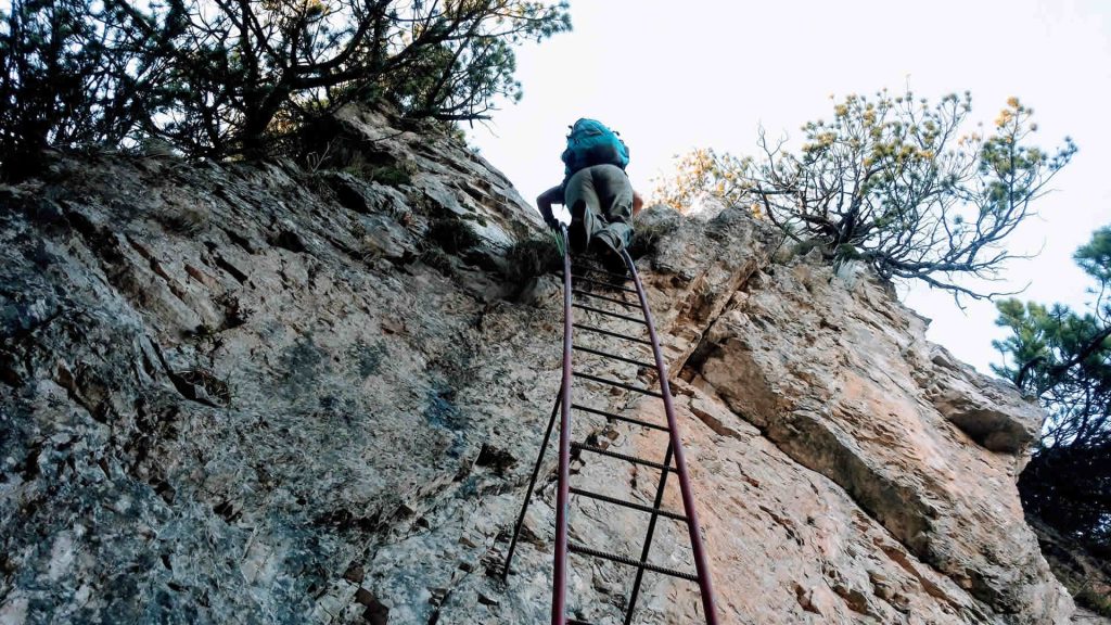 scala metallica per la cima Ora