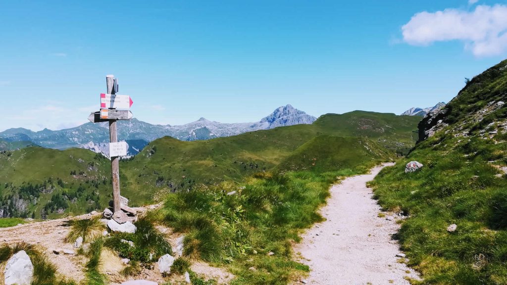 Verso il passo Cornelle